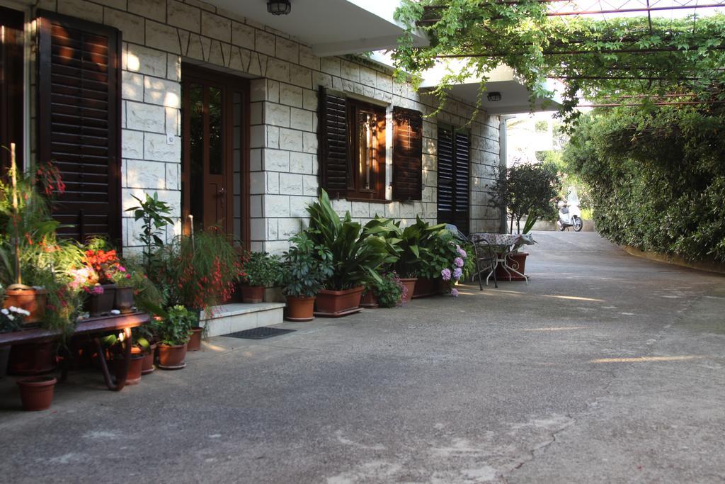 Apartments Becic Budva Extérieur photo